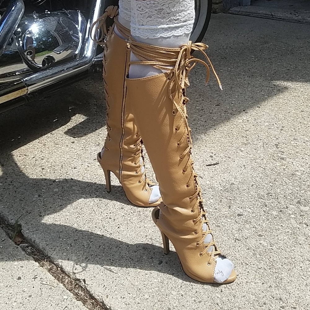 Giuseppe Zanotti Design tan peep toe lace up boots